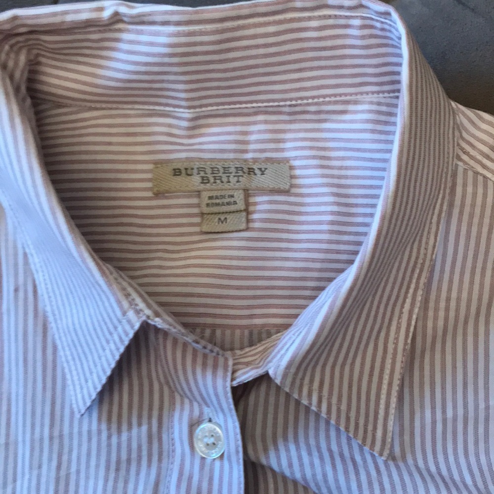 Burberry - Picture 2 of 3